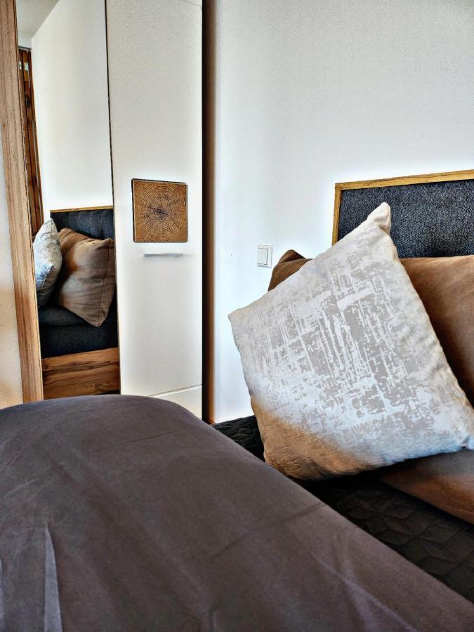 Lions Place Premium Apartments Executive Luxus Penthouse Inklusive Spa Heidenheim an der Brenz Exterior photo