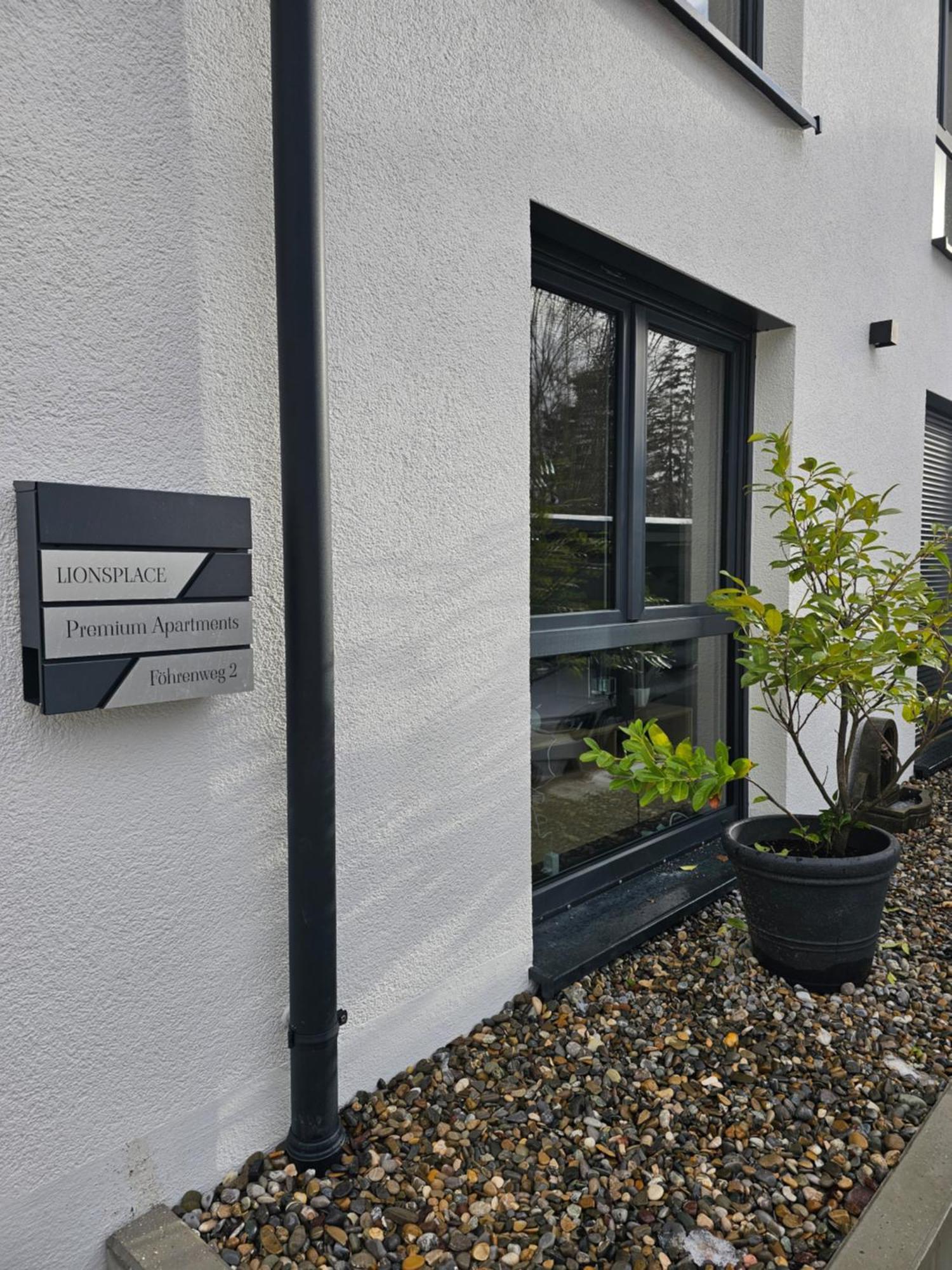 Lions Place Premium Apartments Executive Luxus Penthouse Inklusive Spa Heidenheim an der Brenz Exterior photo