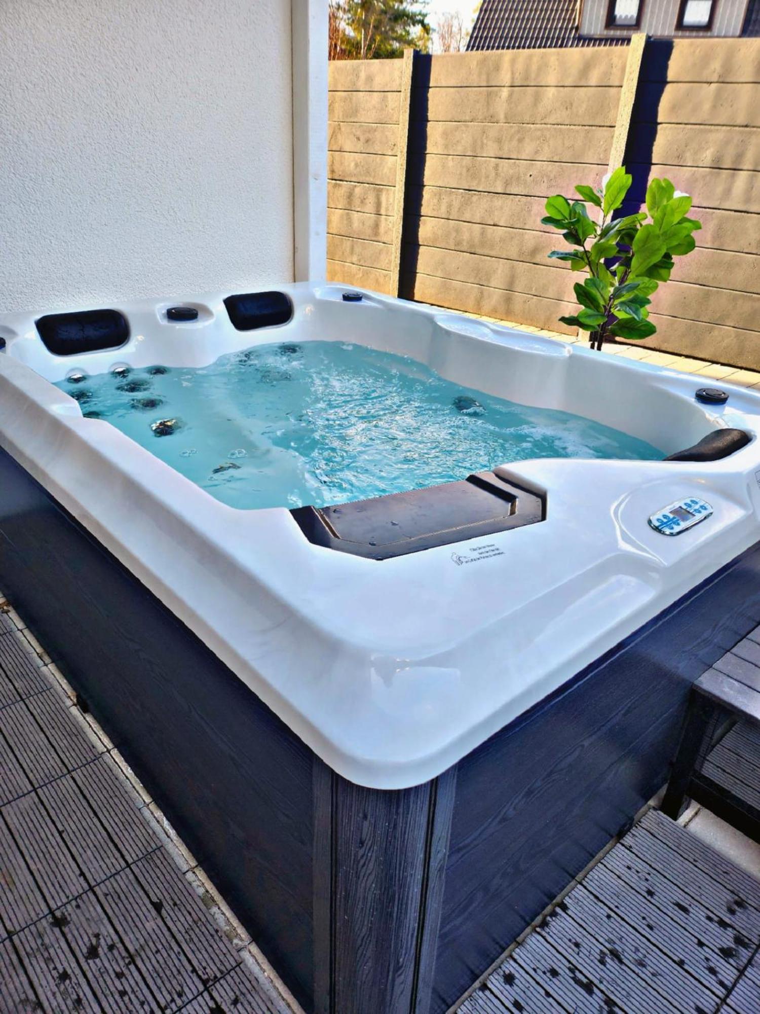 Lions Place Premium Apartments Executive Luxus Penthouse Inklusive Spa Heidenheim an der Brenz Exterior photo