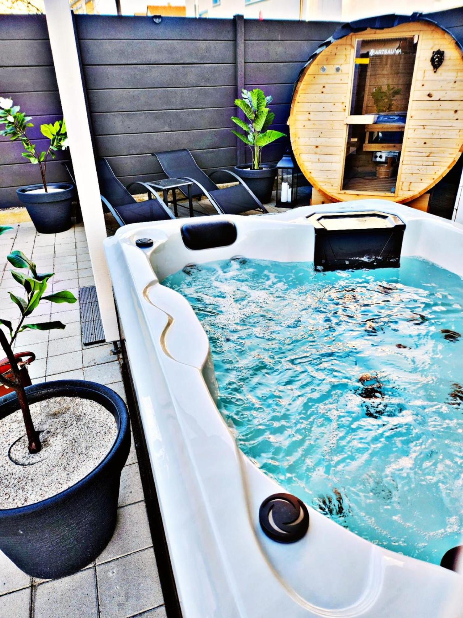 Lions Place Premium Apartments Executive Luxus Penthouse Inklusive Spa Heidenheim an der Brenz Exterior photo